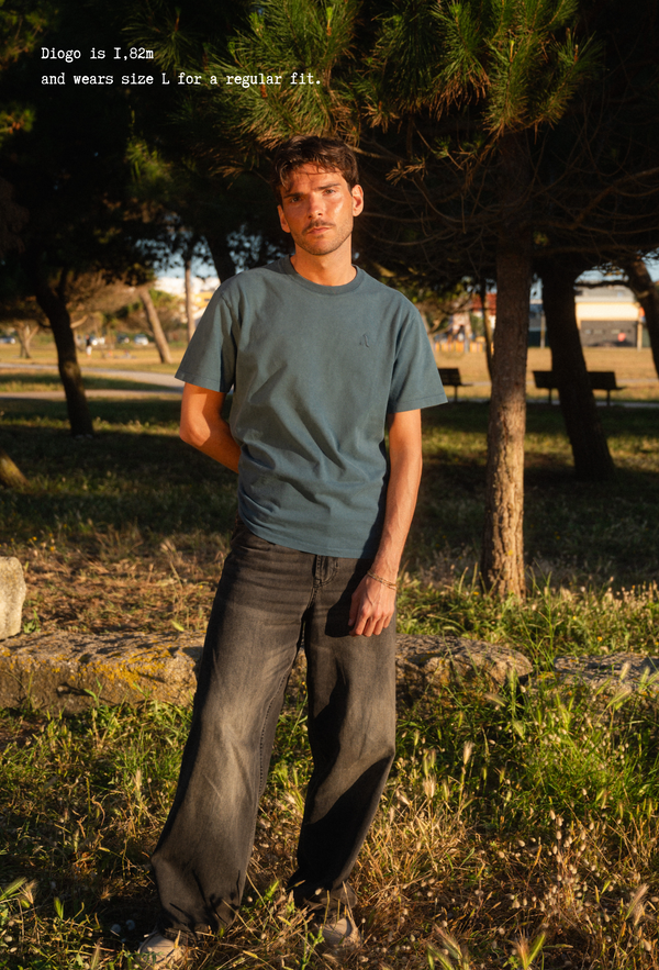 ACID WASH T-SHIRT | NAVY BLUE